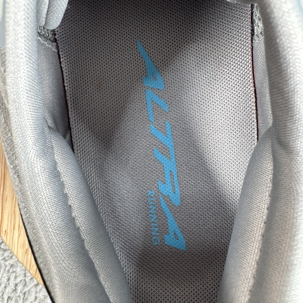 Altra Experience Flow Mens Size 10 Gray Blue Road  Running Shoes 4mm Drop - Picture 11 of 12